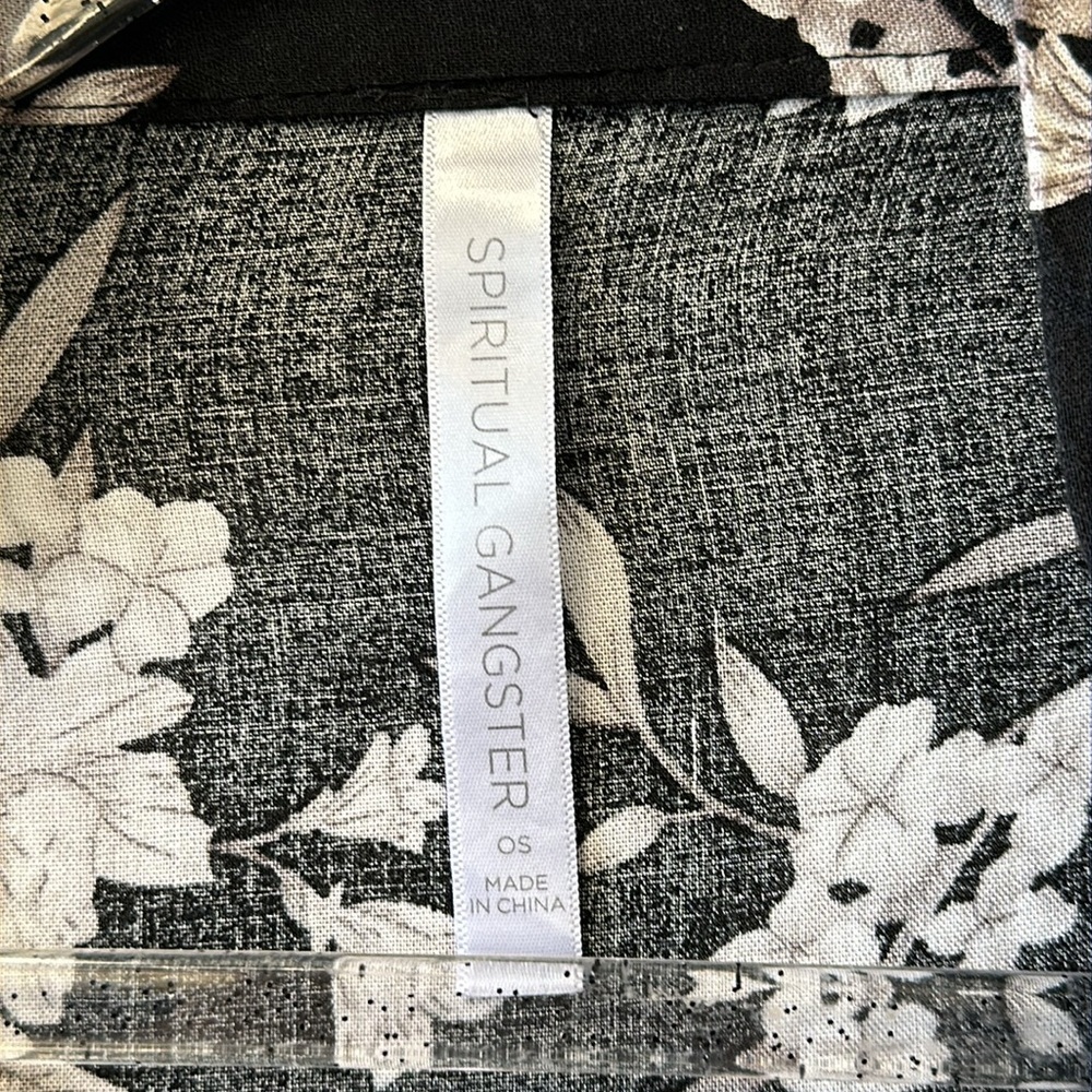 Spiritual Gangster Coverup • Sz O/S - Picture 3 of 12